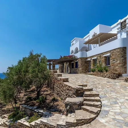 La Chapelle Est And Ouest In Tinos