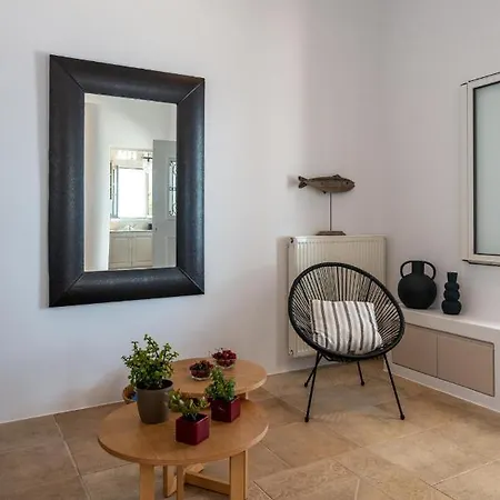 La Chapelle Est And Ouest In Tinos ヴィラ