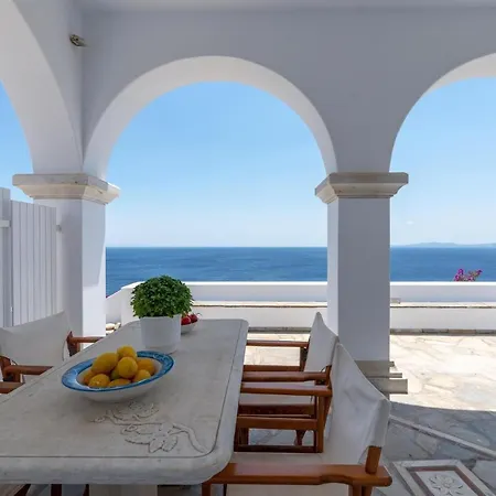 La Chapelle Est And Ouest In Tinos Willa