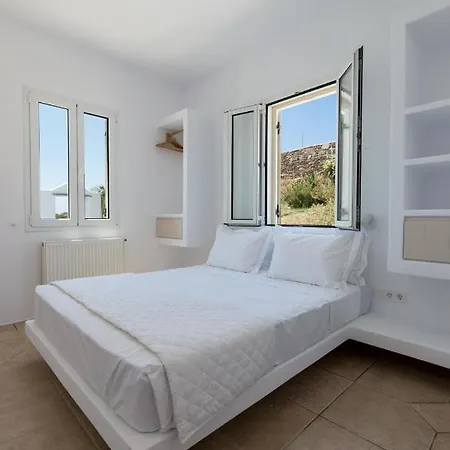 La Chapelle Est And Ouest In Tinos