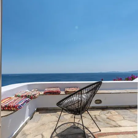 La Chapelle Est And Ouest In Tinos Willa Agios Romanos